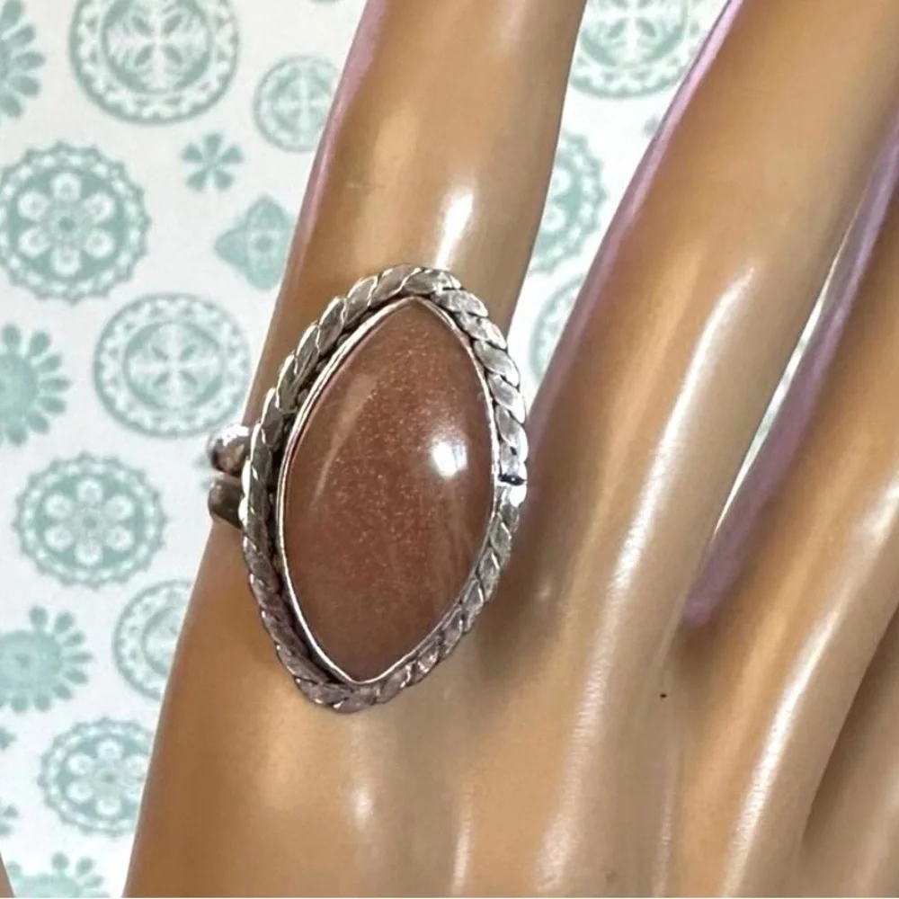 Aventurine gemstone ring‎ adjustable marquee, silver overlay stamped 925 - Picture 3 of 8